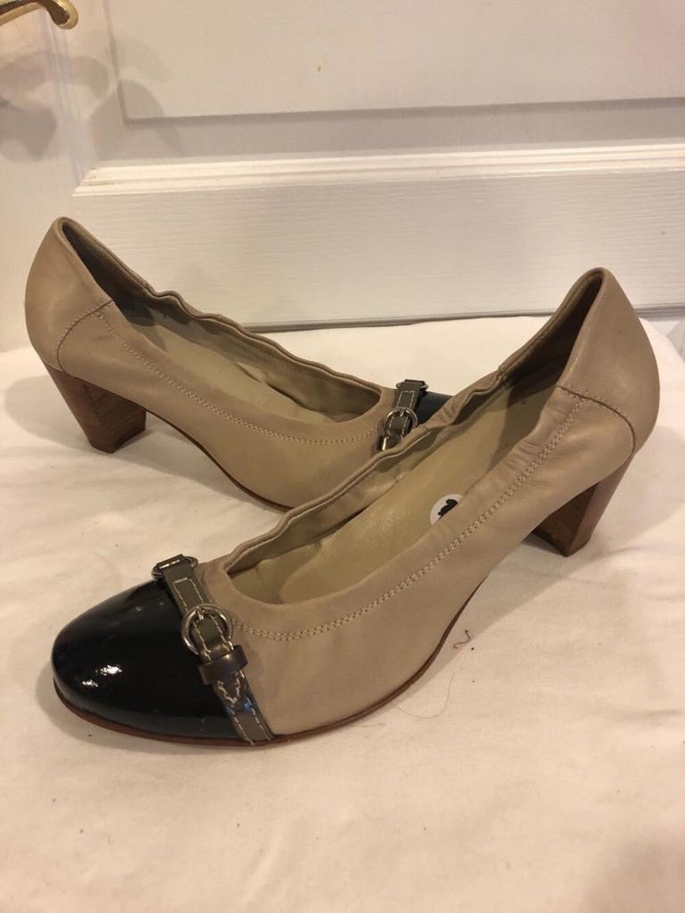 AGL ATTILIO GIUSTI LEOMBRUNI BEIGE BLACK Pump size 42 (ta900